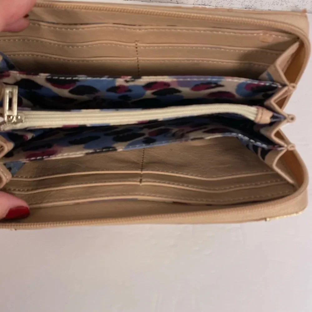 Guess tan cream